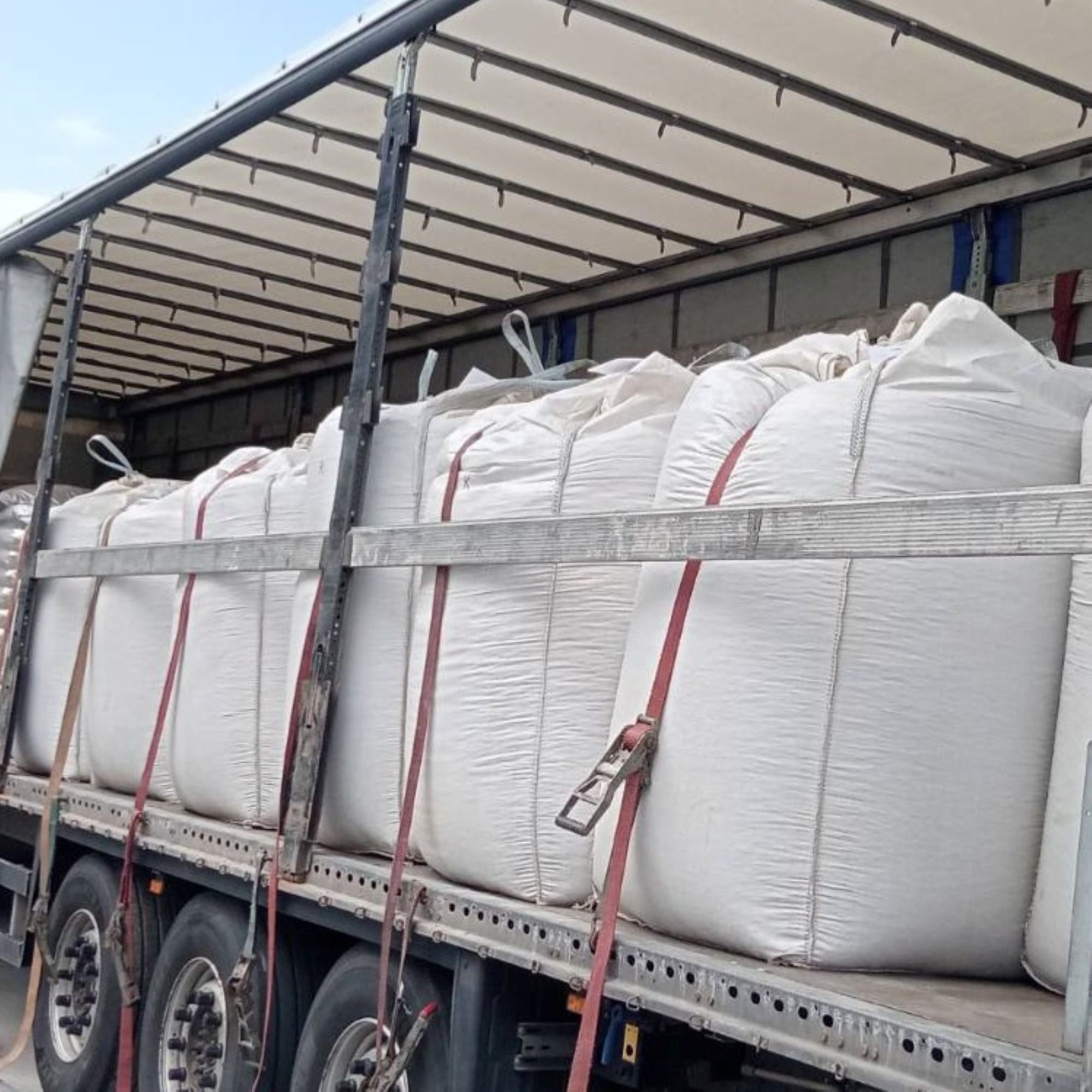 Weizenstreupellets 8 mm im Big Bag 1000 kg – 100 % Naturprodukt aus Weizenstroh – staubarm, saugstark & kompostierbar – Einstreu für Pferde, Kleintiere & Stall