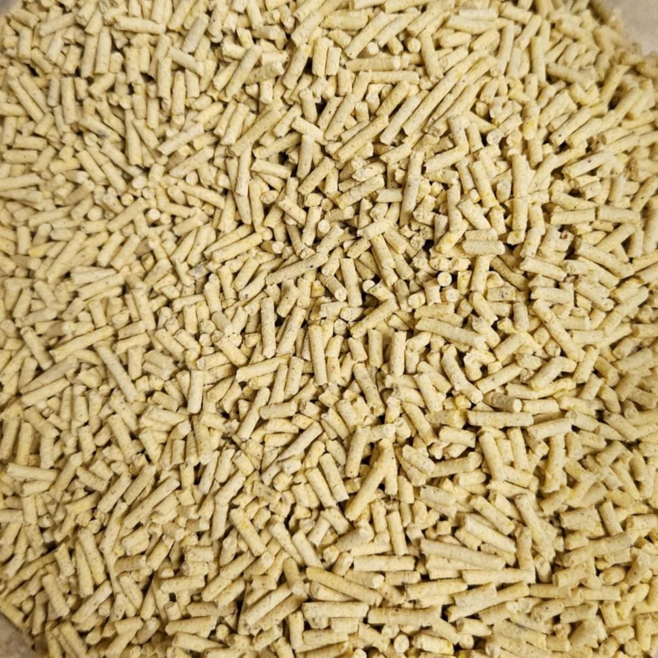 Denny BioAnimals® SET Katzenstreu 18 kg  (9 kg Tofu  + 9 kg Mais)  (1 Tutte 3 kg Mais kostenlos)  – natürlich & biologisch abbaubar – saugstark, klumpend, staubfrei & geruchsneutral – nachhaltige Katzenstreu aus Pflanzenfasern.